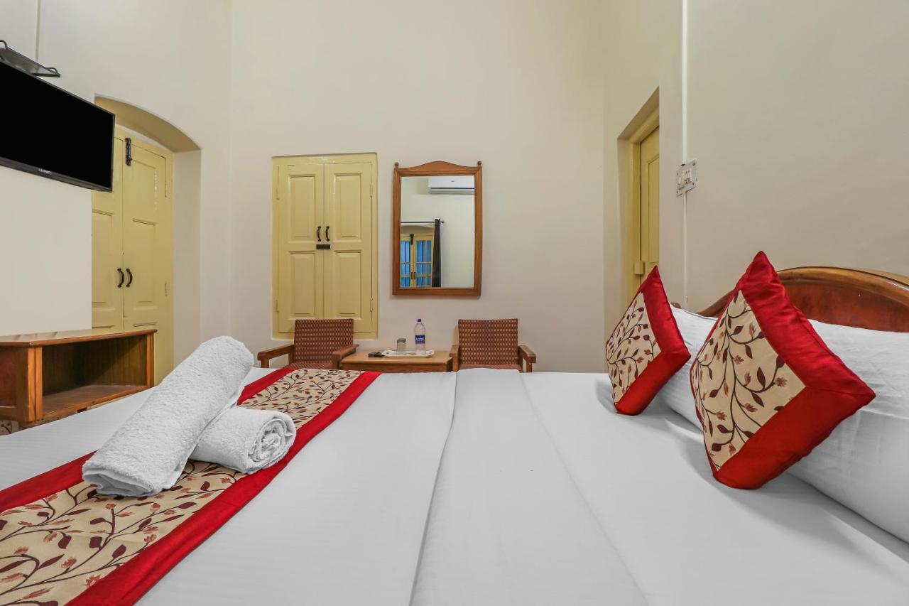 Hotel Heritage Дехрадун Екстериор снимка